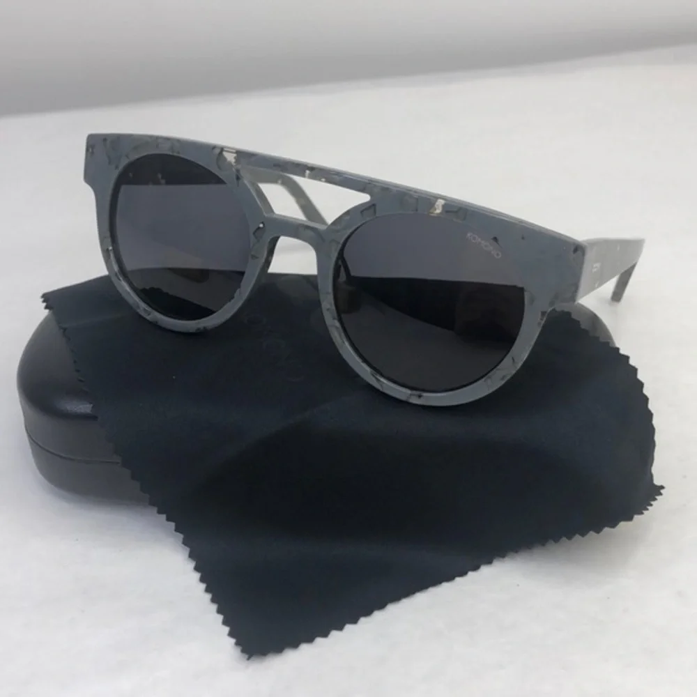 KOMONO Dreyfuss Concrete Sunglasses NEW grey gray UV400
